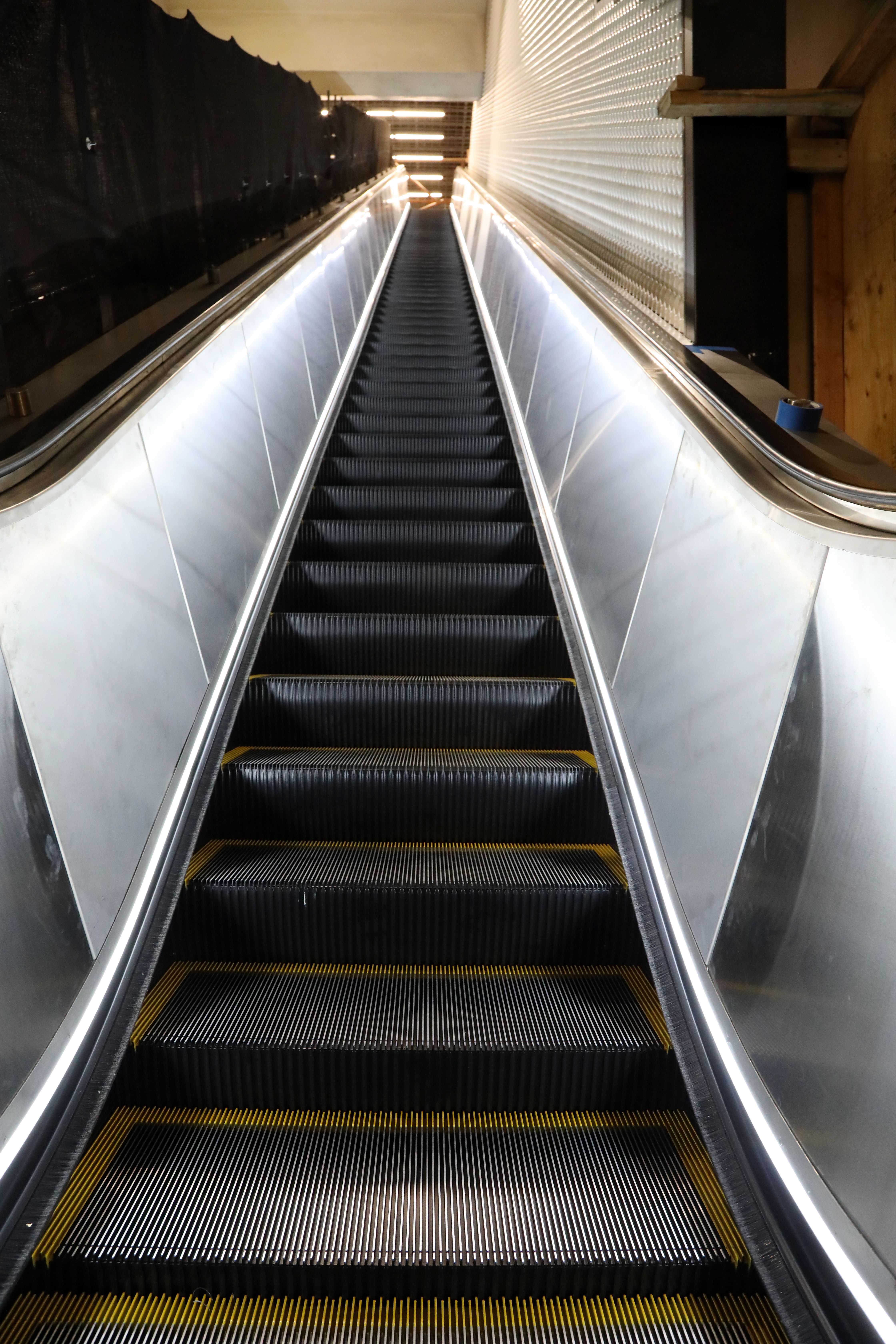 escalator